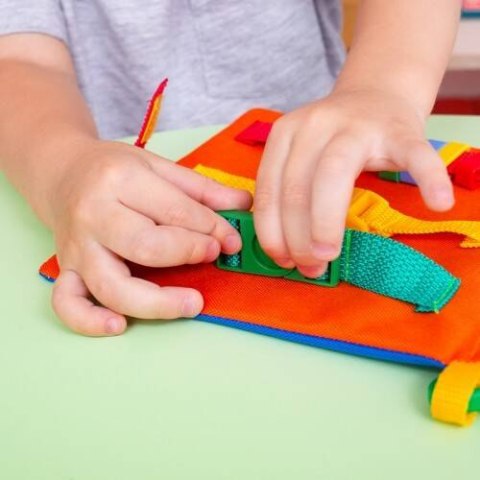 BUSYBOOK KITTEN KSIĄŻECZKA EDUKACYJNA WIELOFUNKCYJNA ZAMKI ROTER KAFER BUSYBOOK KITTEN KSIĄŻECZKA EDUKACYJNA WIELOFUNKCYJNA ZAMKI ROTER KAFER