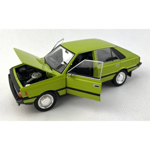 WELLY POLONEZ SKALA 1:24 WELLY POLONEZ SKALA 1:24